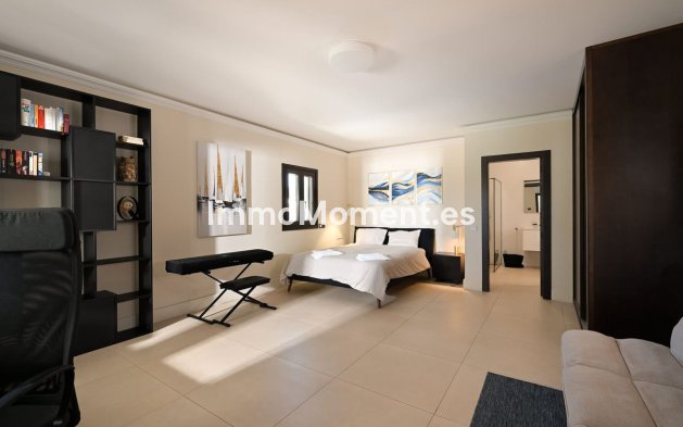 Wiederverkauf - Villa - Marbella - Marbesa