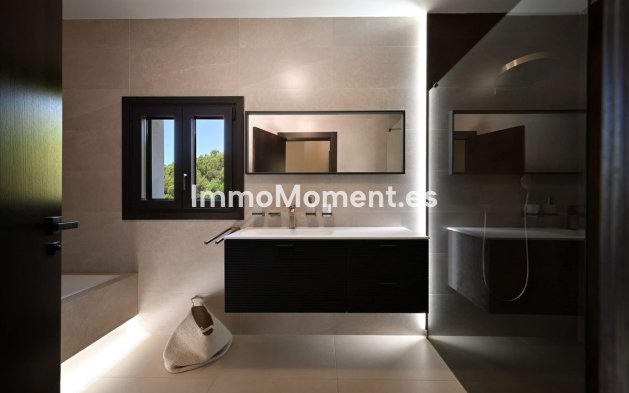 Wiederverkauf - Villa - Marbella - Marbesa