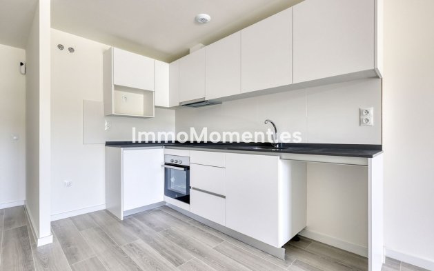 Resale - Apartment - Estepona - Valle Romano