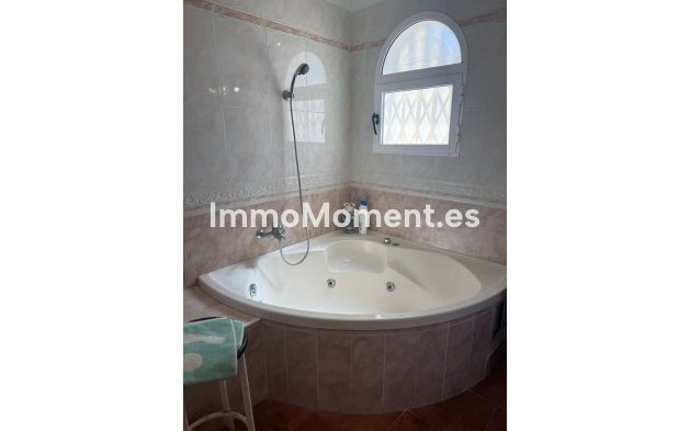 Wiederverkauf - Villa - Orihuela - La Zenia