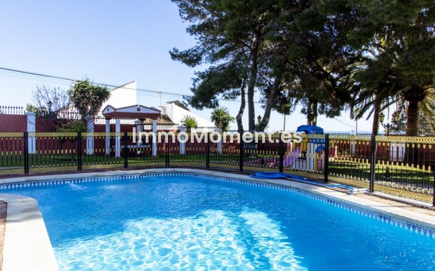 Revente - Villa - Estepona  - Estepona Centro