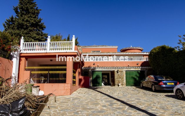 Revente - Villa - Estepona  - Estepona Centro