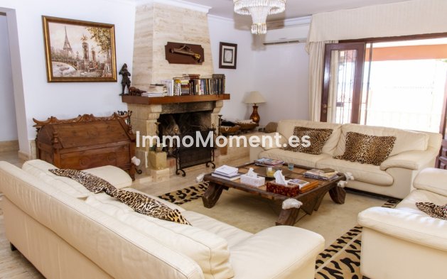 Revente - Villa - Estepona  - Estepona Centro