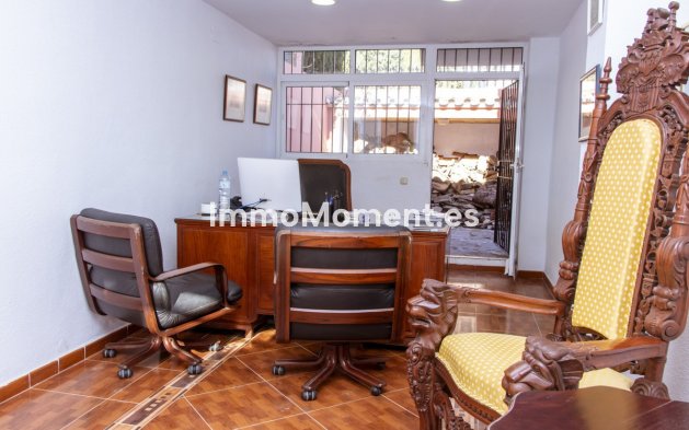 Revente - Villa - Estepona  - Estepona Centro