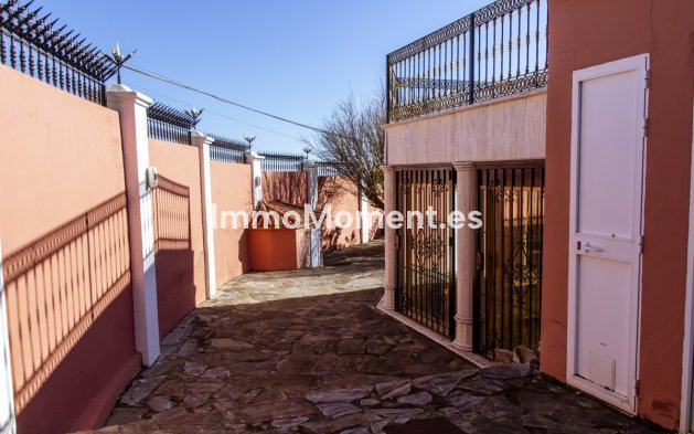 Revente - Villa - Estepona  - Estepona Centro