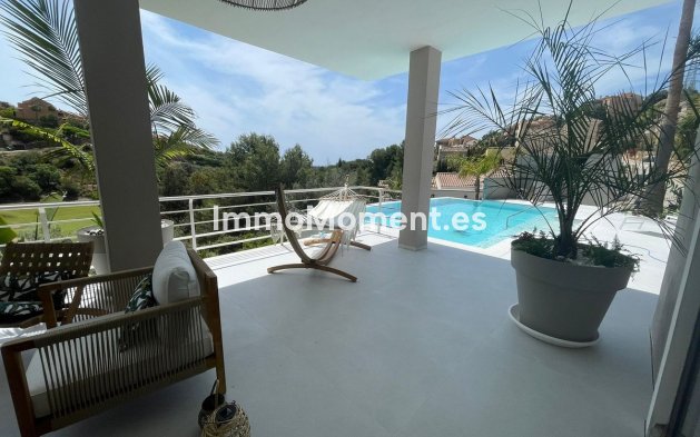 Resale - Villa - Marbella - Elviria