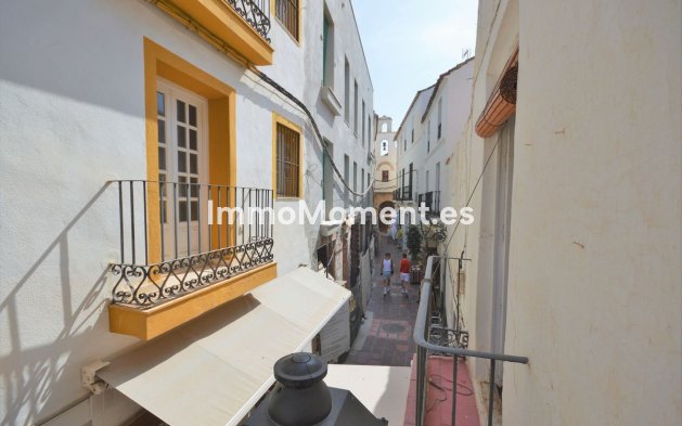 Reventa - Villa - Marbella - Marbella Centro