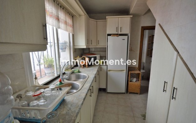 Reventa - Villa - Marbella - Marbella Centro