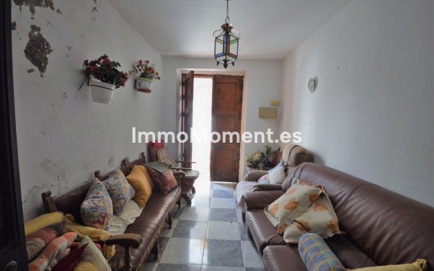 Reventa - Villa - Marbella - Marbella Centro