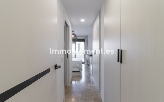 Wiederverkauf - Wohnung - Estepona  - Selwo