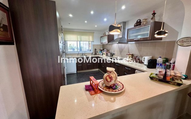 Revente - Maison mitoyenne - Estepona  - Estepona Centro