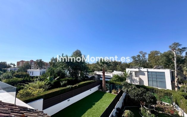 Revente - Maison mitoyenne - Estepona  - Estepona Centro