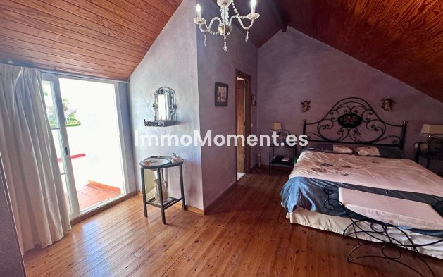 Revente - Maison mitoyenne - Estepona  - Estepona Centro