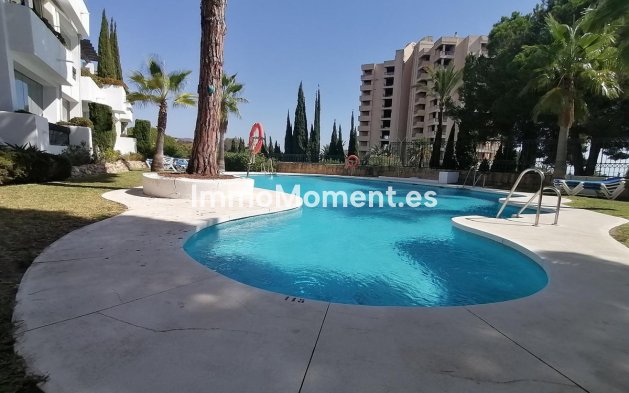 Resale - Apartment - Marbella - Río Real