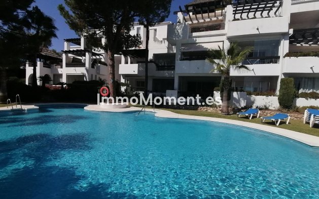 Resale - Apartment - Marbella - Río Real