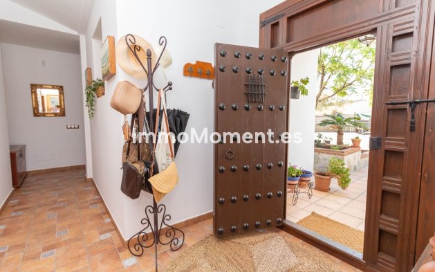 Resale - Country house - Mijas - Entrerrios