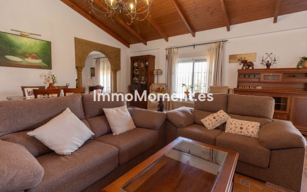 Resale - Country house - Mijas - Entrerrios