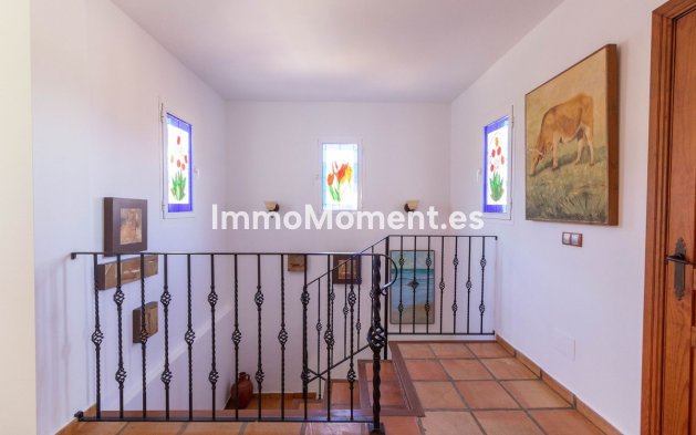 Resale - Country house - Mijas - Entrerrios