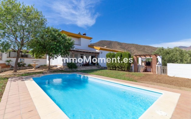 Resale - Country house - Mijas - Entrerrios
