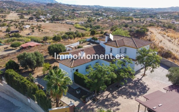 Resale - Country house - Mijas - Entrerrios