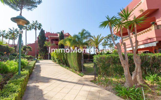 Wiederverkauf - Wohnung - Marbella - Elviria