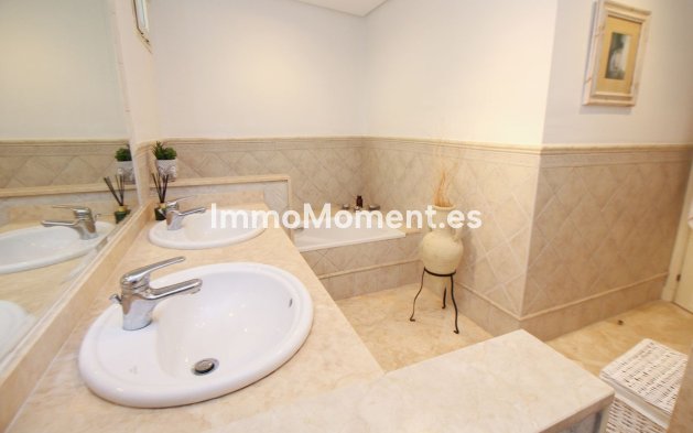 Revente - Appartement - Marbella - La Mairena