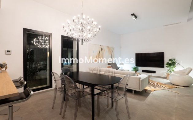 Wiederverkauf - Villa - Estepona  - Valle Romano