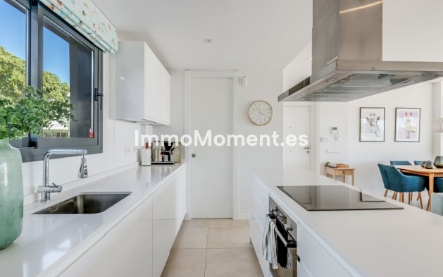 Wiederverkauf - Wohnung - Estepona  - Estepona Centro