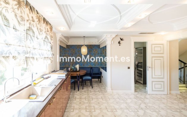 Revente - Villa - Marbella - Hacienda Las Chapas