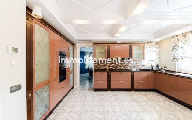 Revente - Villa - Marbella - Hacienda Las Chapas