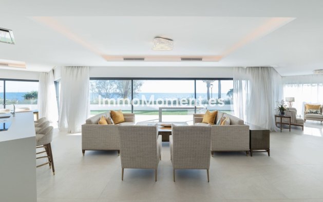 Wiederverkauf - Reihenhaus - Estepona  - Estepona Centro