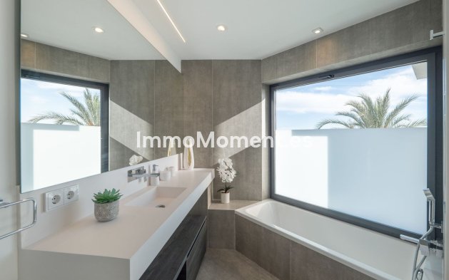 Wiederverkauf - Reihenhaus - Estepona  - Estepona Centro