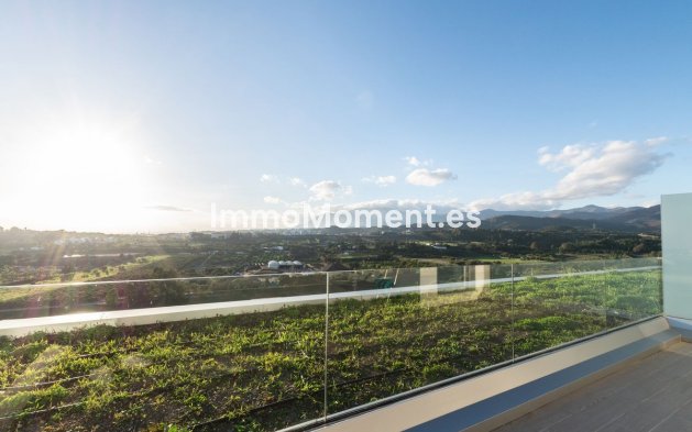 Bestaande woning - Geschakelde woning - Estepona  - New Golden Mile