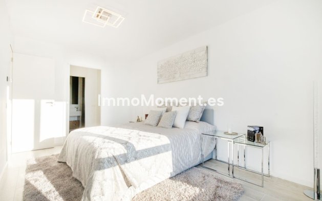 Bestaande woning - Geschakelde woning - Estepona  - New Golden Mile