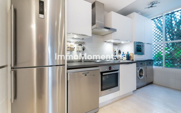 Wiederverkauf - Wohnung - Marbella - Puerto Banús