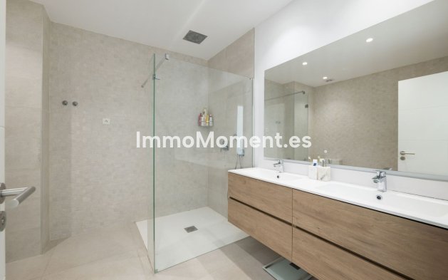 Revente - Maison mitoyenne - Casares - Casares Centro