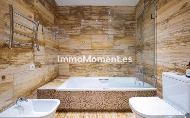 Wiederverkauf - Wohnung - Marbella - Puerto Banús