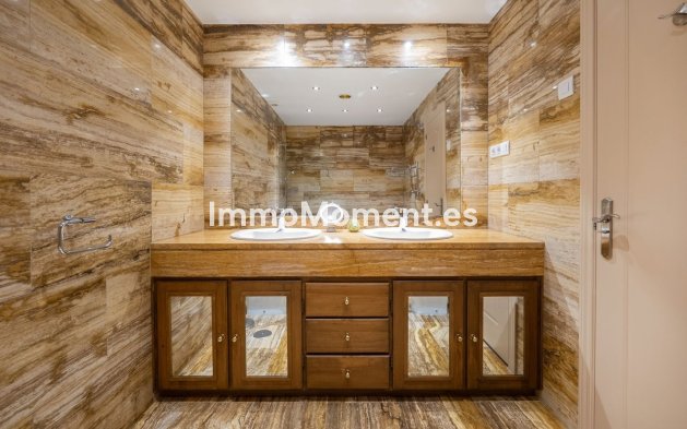 Wiederverkauf - Wohnung - Marbella - Puerto Banús