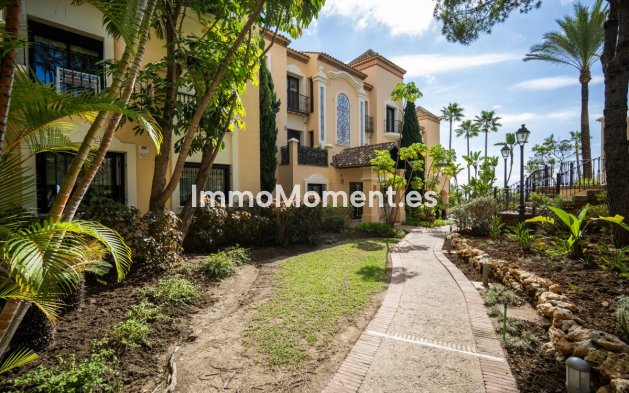 Reventa - Apartamento - Benahavís - Benahavís Centro