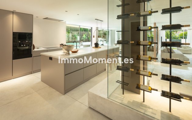 Reventa - Villa - Marbella - Nueva Andalucía