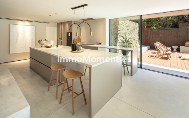 Reventa - Villa - Marbella - Nueva Andalucía