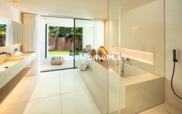 Reventa - Villa - Marbella - Nueva Andalucía