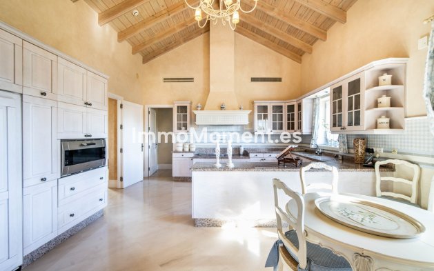 Wiederverkauf - Villa - Marbella - The Golden Mile