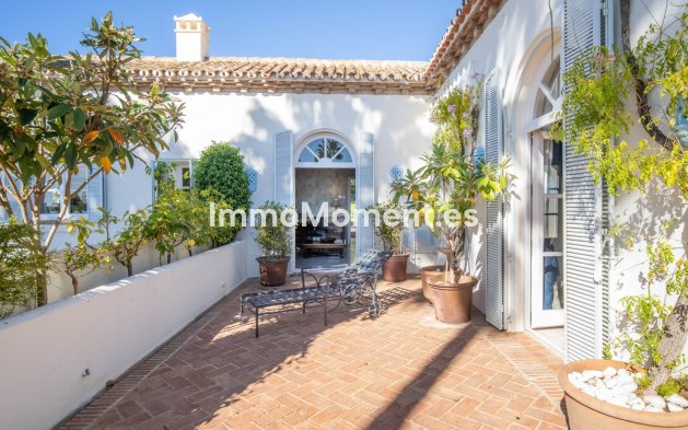 Wiederverkauf - Villa - Marbella - The Golden Mile