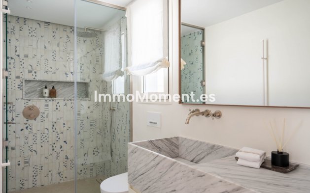 Wiederverkauf - Villa - Marbella - The Golden Mile