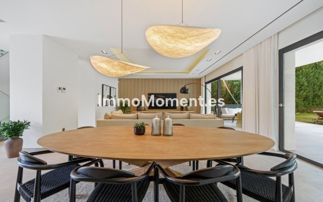 Wiederverkauf - Villa - Marbella - Nueva Andalucía