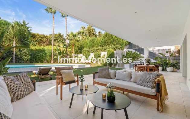 Wiederverkauf - Villa - Marbella - Nueva Andalucía