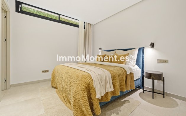 Wiederverkauf - Villa - Marbella - Nueva Andalucía