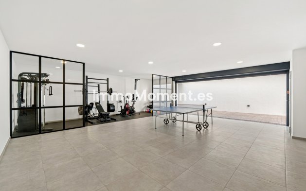 Wiederverkauf - Villa - Marbella - Nueva Andalucía