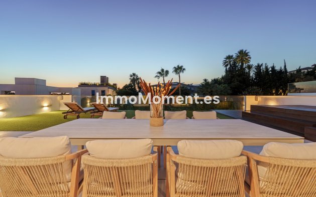 Wiederverkauf - Villa - Marbella - Nueva Andalucía